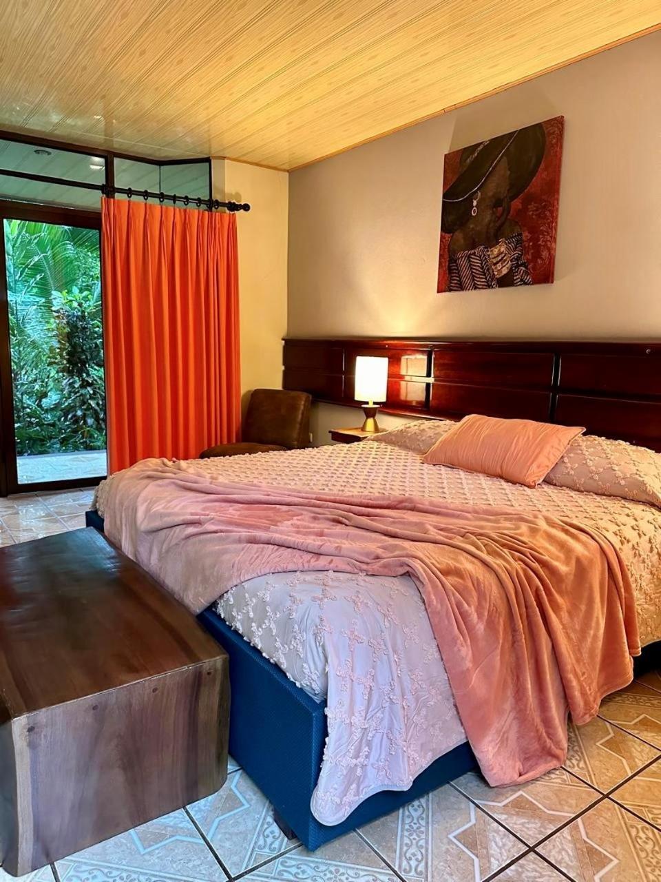 Ara Ambigua Lodge Sarapiquí エクステリア 写真