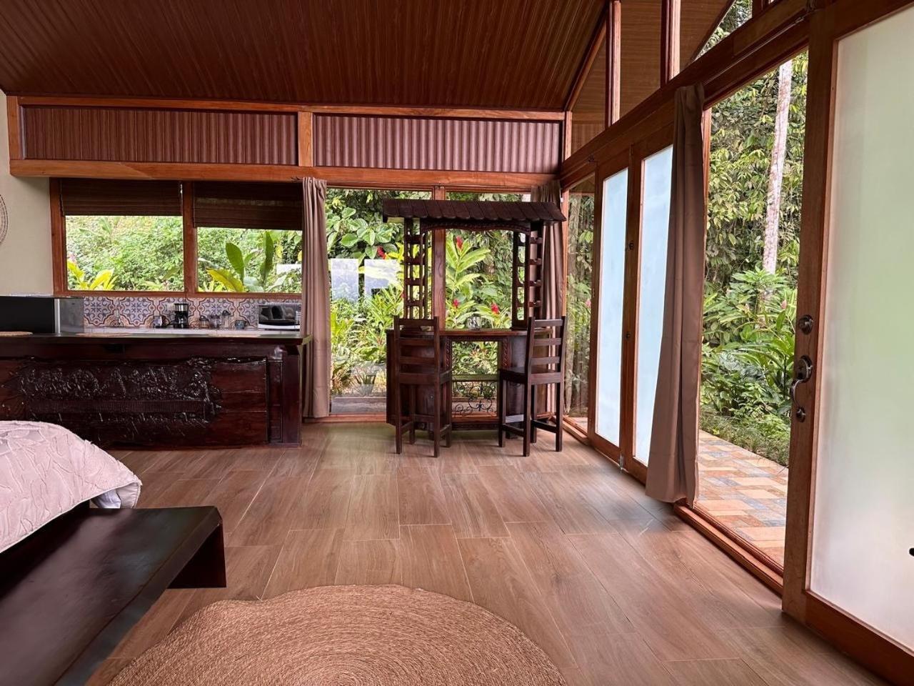 Ara Ambigua Lodge Sarapiquí エクステリア 写真