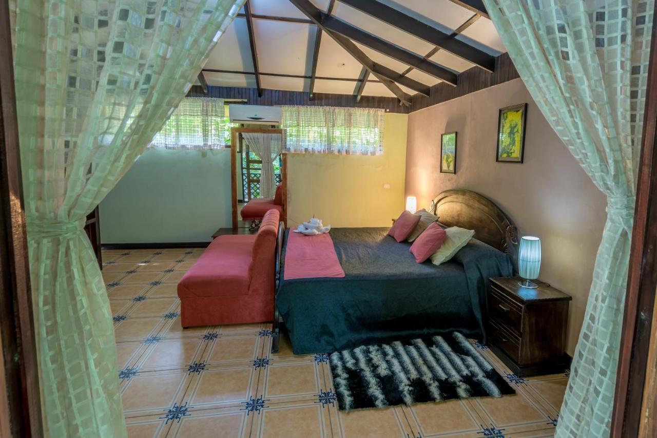Ara Ambigua Lodge Sarapiquí エクステリア 写真